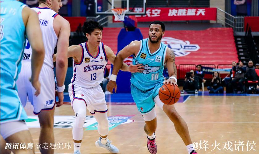 CBA-韦瑟斯庞25+9+6 米奇23+15 深圳力克青岛